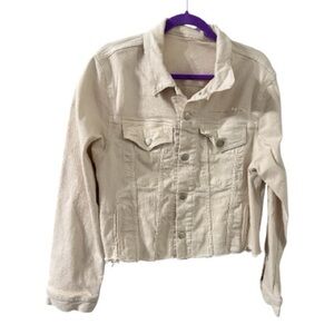 STRETCH DENIM
Women’s Cream Jean Jacket · No Size Tag (Approx. 2x)